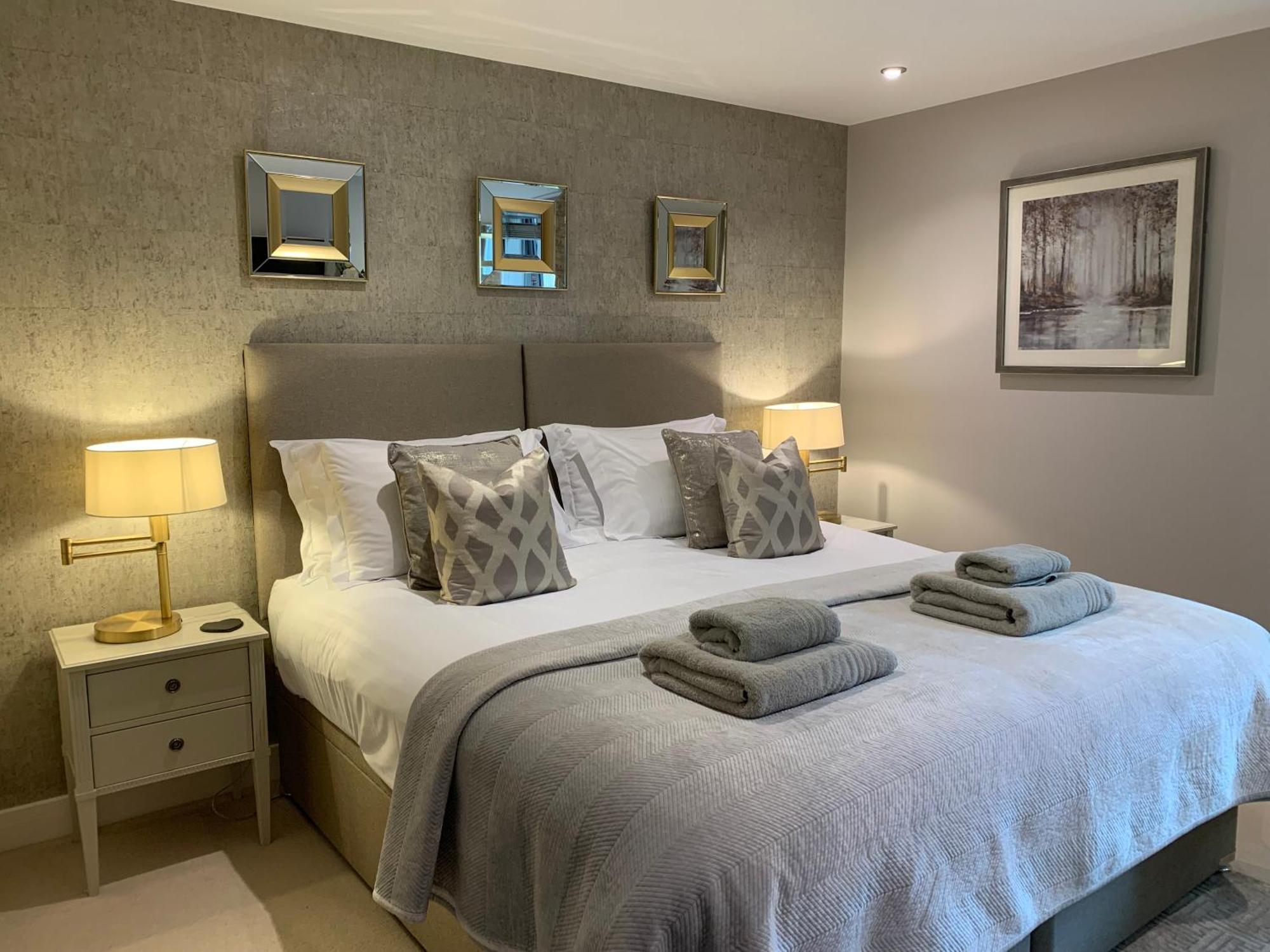 #8 Brunel House Luxury Apartment In غْريت مالفيرن المظهر الخارجي الصورة