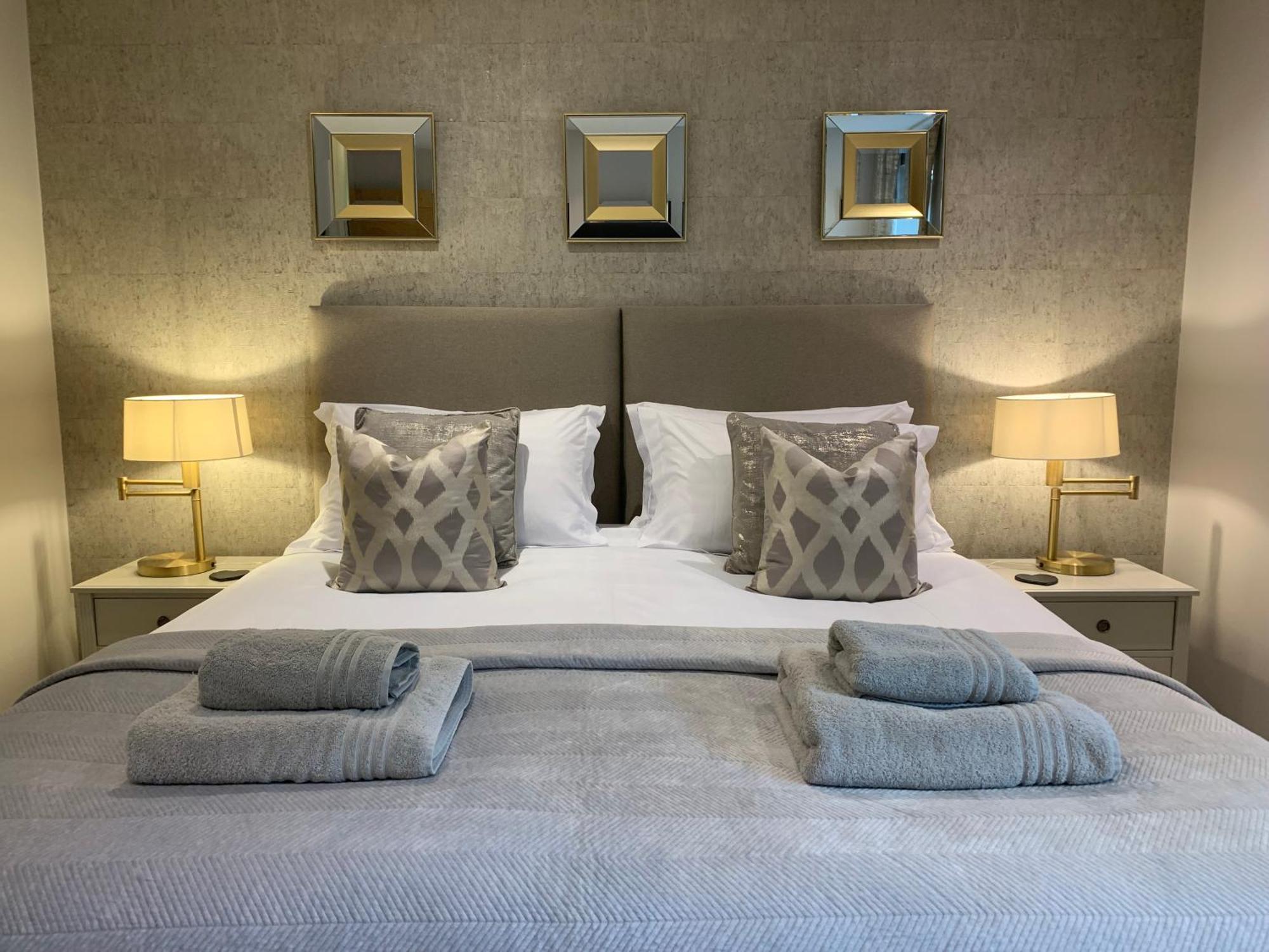 #8 Brunel House Luxury Apartment In غْريت مالفيرن المظهر الخارجي الصورة