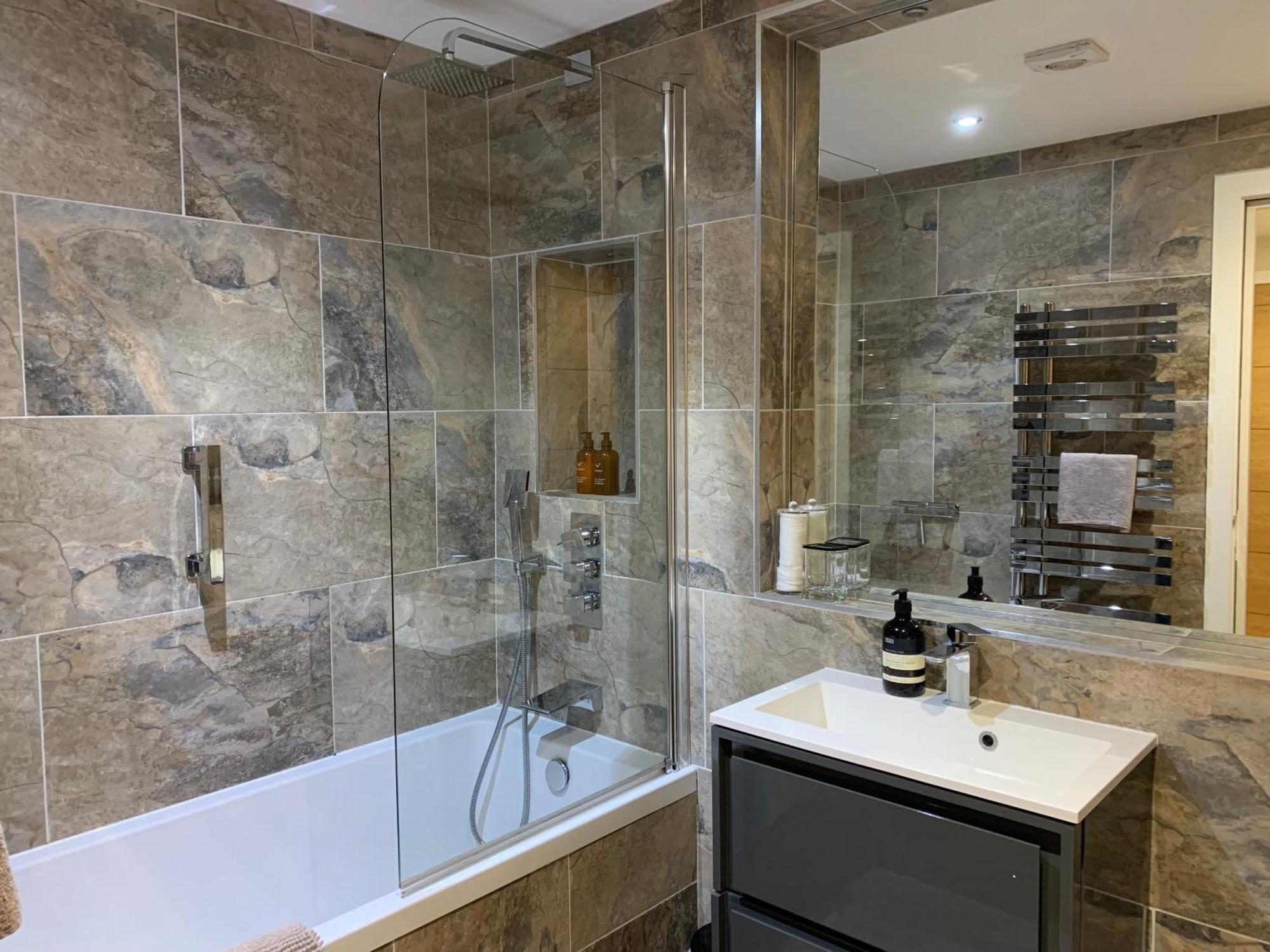 #8 Brunel House Luxury Apartment In غْريت مالفيرن المظهر الخارجي الصورة